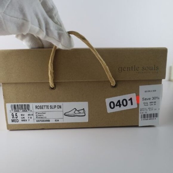 Gentle Souls By Kenneth Cole Rosette Slip-On Sneaker Size 9.5 M Pewter Metallic - Picture 10 of 10